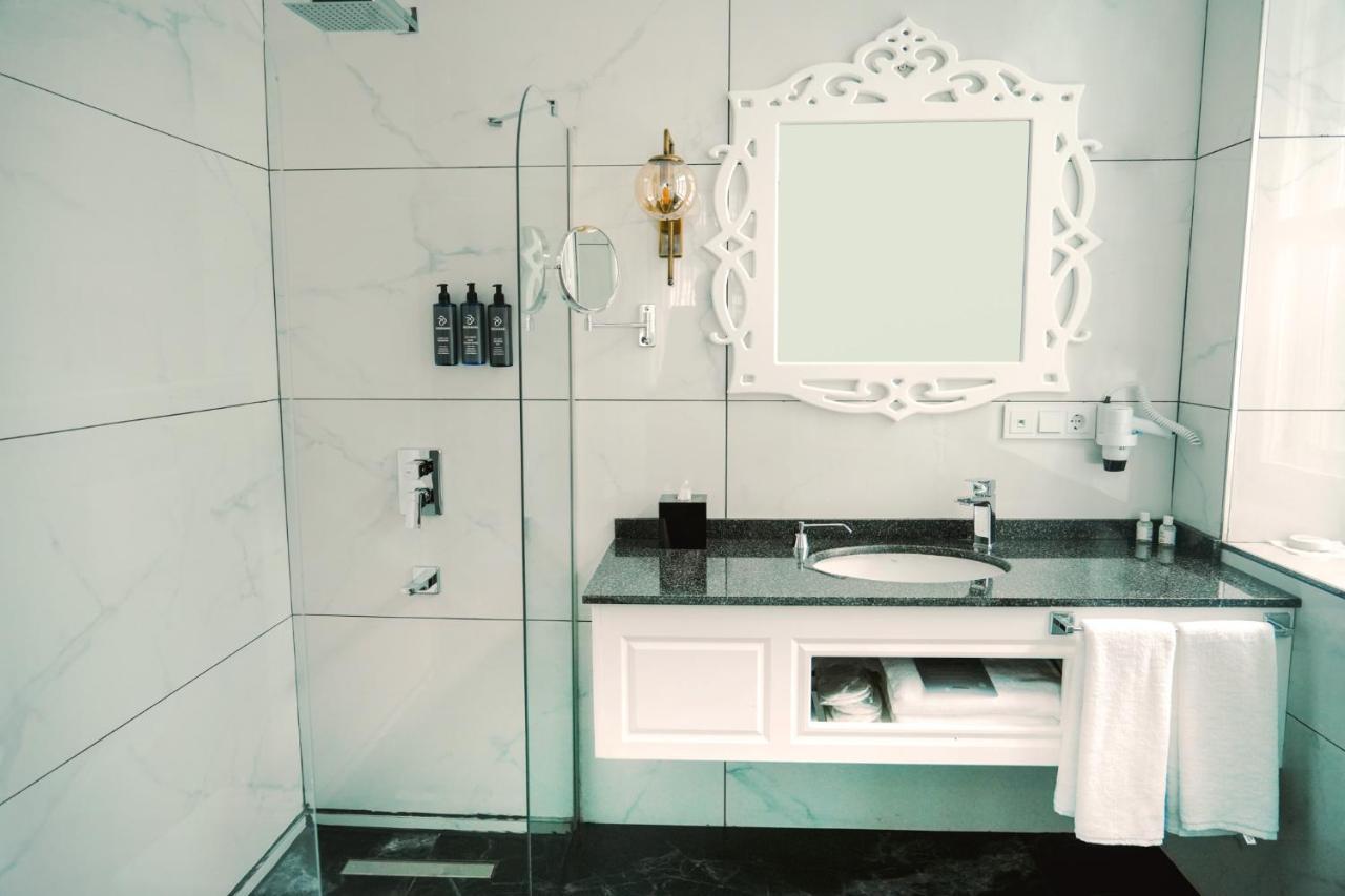 Qrista Managed By Dedeman Hotel Kars Bagian luar foto